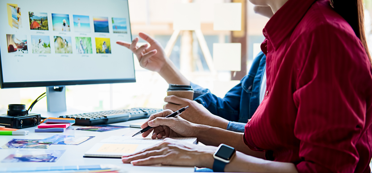 imageofcoupleworkingatcomputer