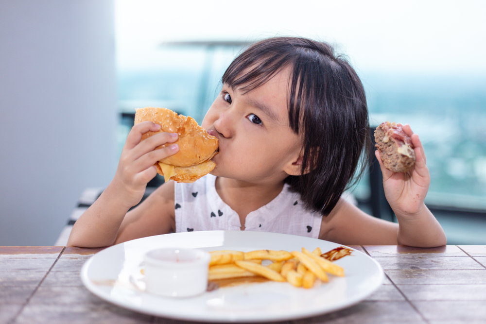 girl-eating-burger